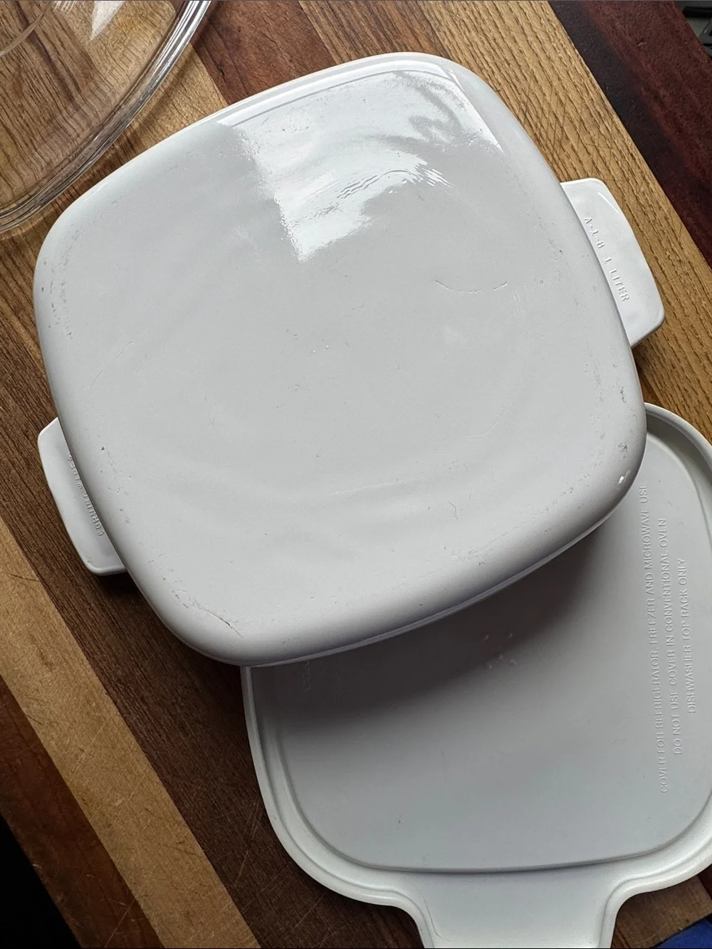 Corningware 1 Liter Casserole Dish with Glass Lid and Plastic Snap Cover